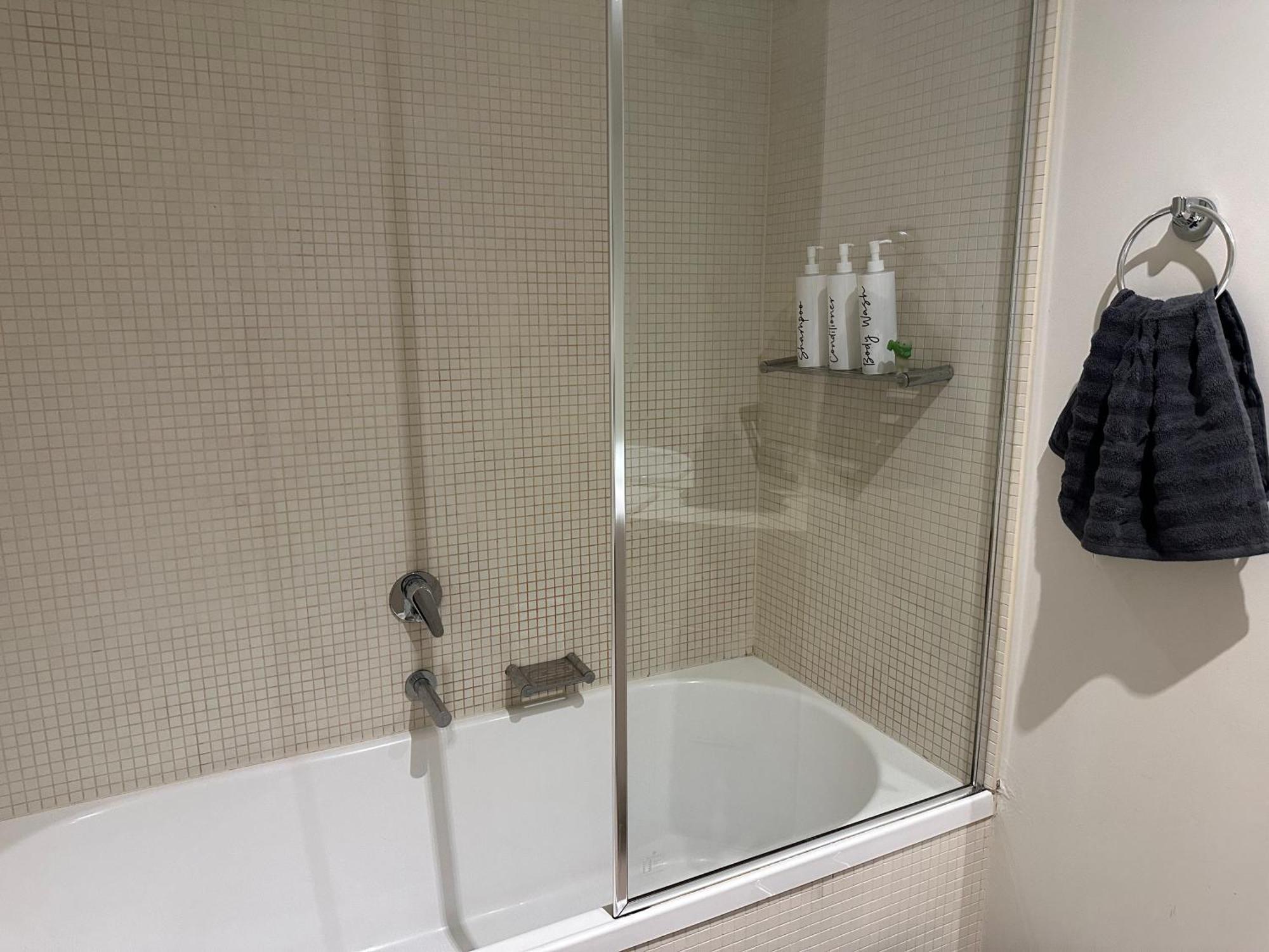 Sea View, Gym & Pool, 2 Bedrooms 2 Bathrooms Melbourne Exterior photo